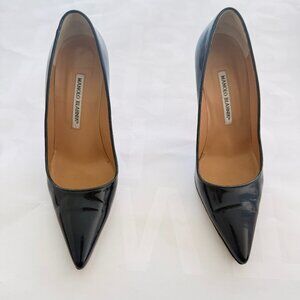 Vintage Manolo Blahnik BB50 Kitten Heels – Metallic Navy